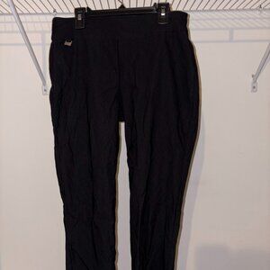 Black tailored ankle pant